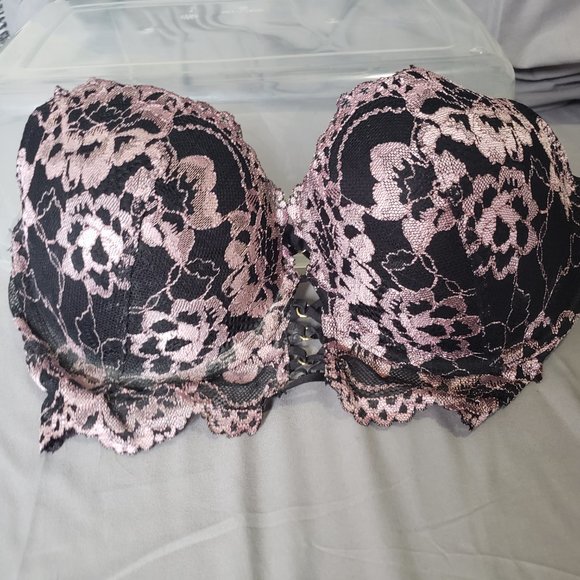 Bras - Picture 9 of 11